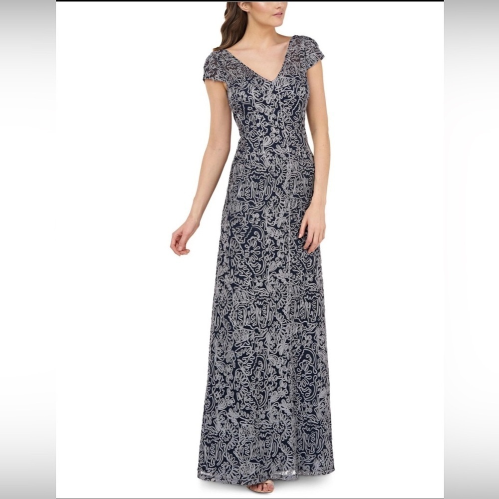 JS Collections Embroidered Short Sleeve Navy Silver formal dress Size 10